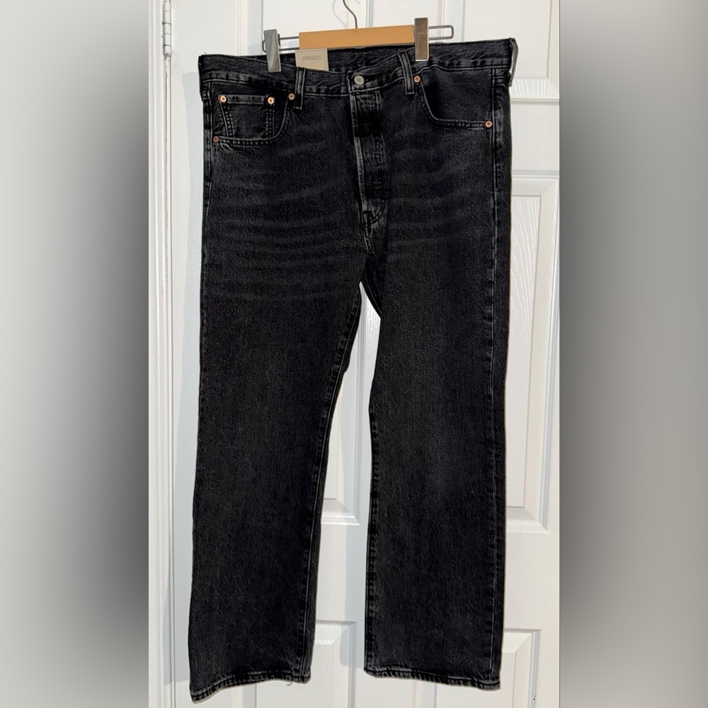 Black Men’s Levis 501 Button Fly Jeans 38/30 - New With Tags